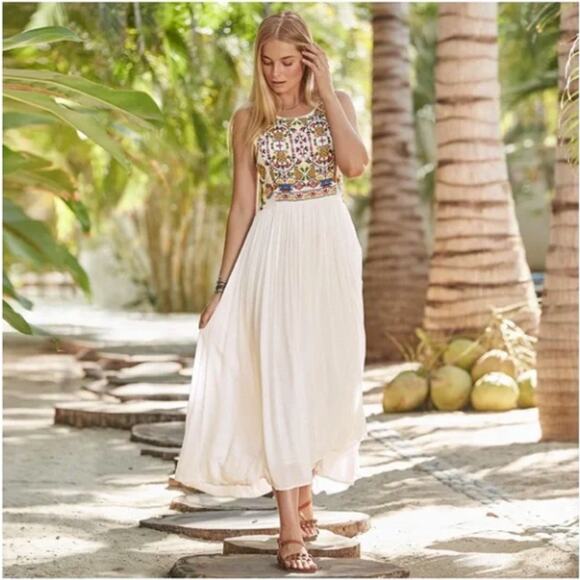 SUNDANCE Fernanda Cross Stitch Embroidered Maxi Dress White Sz M $218 {3Z20} - Picture 1 of 5